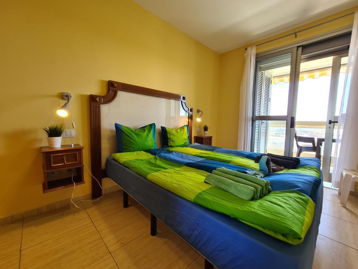 Apartment Barraquito, Balcony With Sea View, Close To The Beach, Wifi, Ideal For Surfers エル・メダノ エクステリア 写真