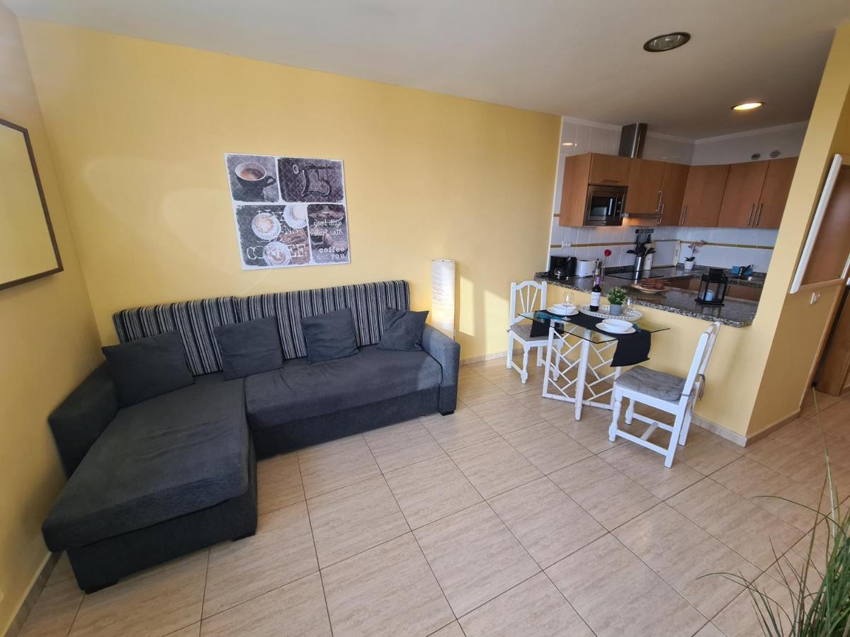 Apartment Barraquito, Balcony With Sea View, Close To The Beach, Wifi, Ideal For Surfers エル・メダノ エクステリア 写真
