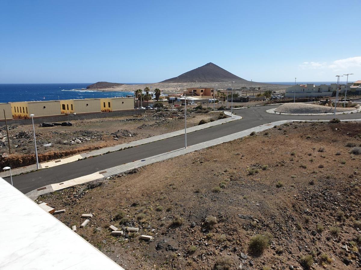 Apartment Barraquito, Balcony With Sea View, Close To The Beach, Wifi, Ideal For Surfers エル・メダノ エクステリア 写真